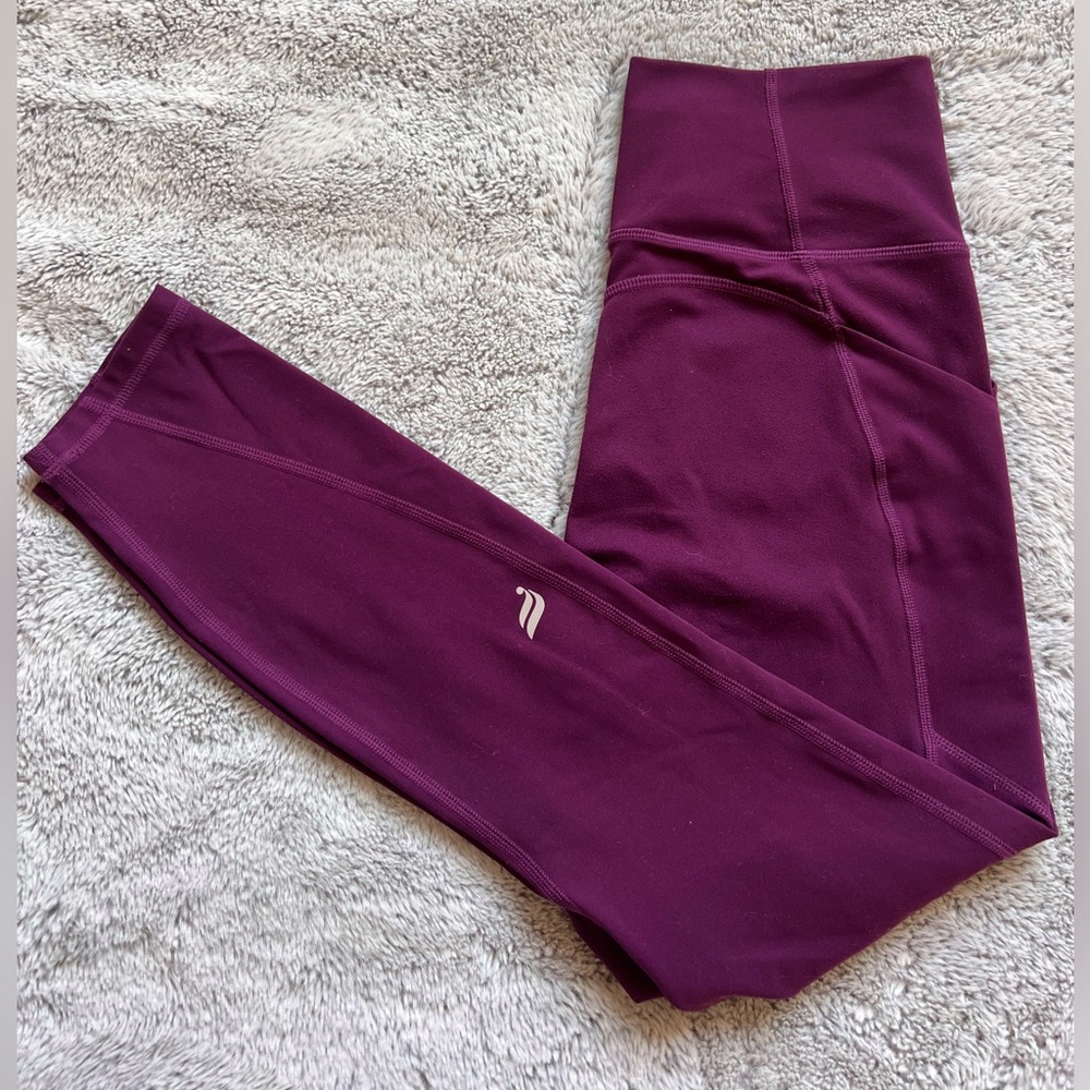 Cropped Fabletics Leggings with Phone Pocket